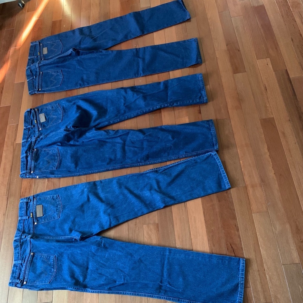 3 Wrangler Jeans Mens 38x34 13MWZPWD 936PWD ( 2 Original 1 Slim Fit) Cowboy Cut - Picture 3 of 16